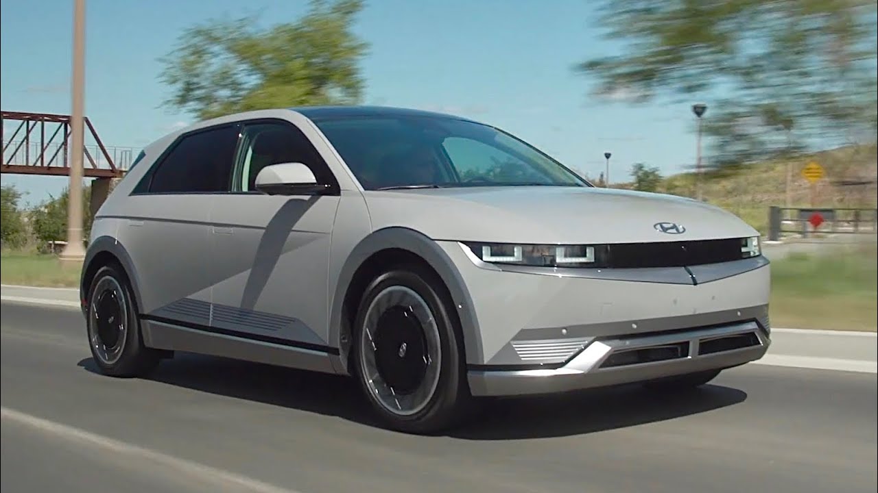 NEW Hyundai IONIQ 5 2022 - FULL REVEAL (exterior, interior, driving, infotainment)